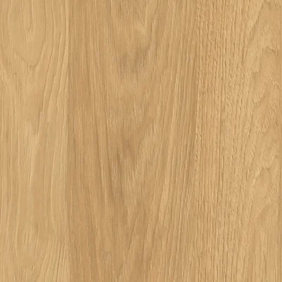 Skříň na míru s vnitřním osvětlením pro lepší přehlednost